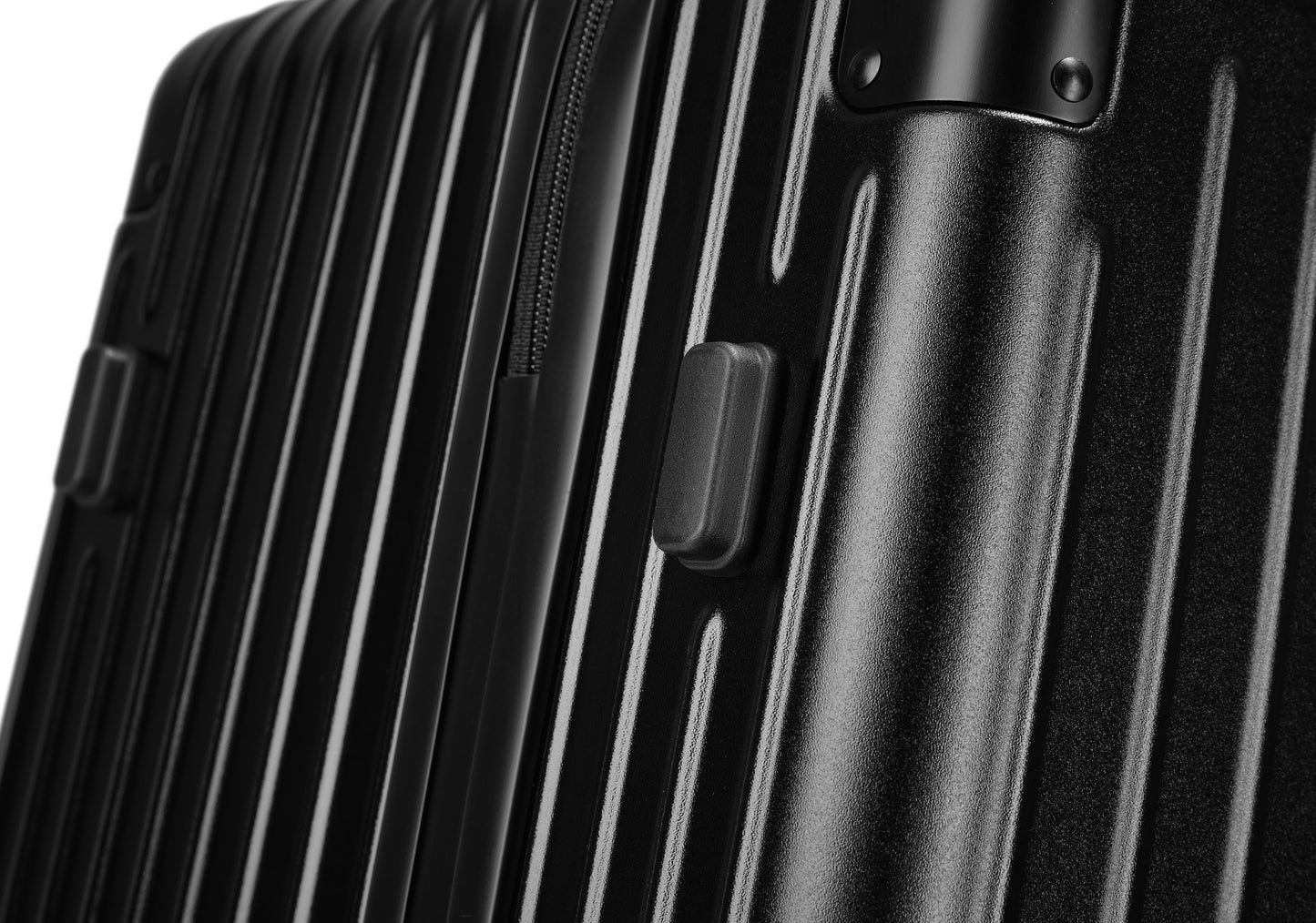 Black Voyage 28" AirTrunk Pro 120L Vacuum-Seal Suitcase