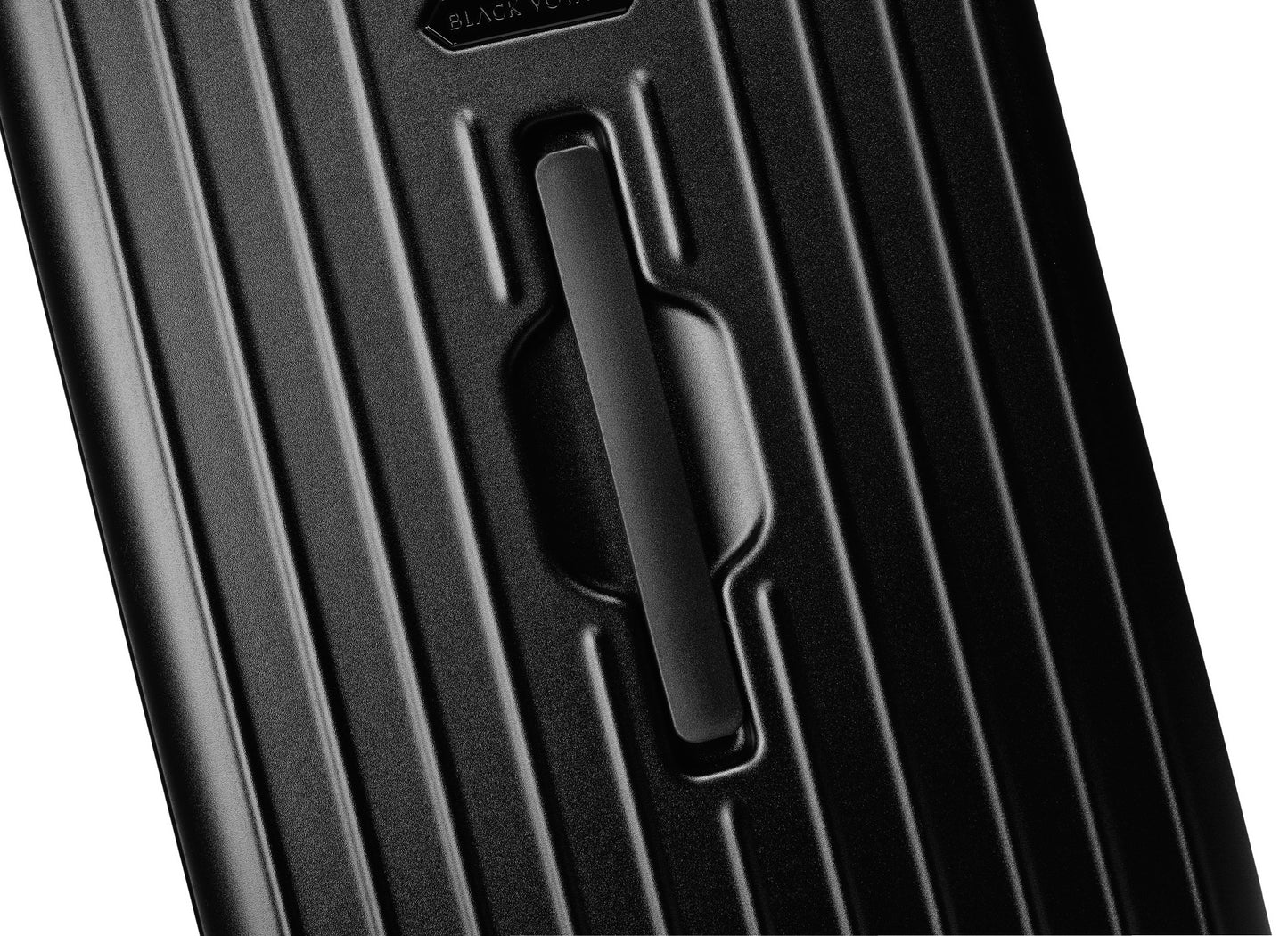 Black Voyage 28" AirTrunk Pro 120L Vacuum-Seal Suitcase