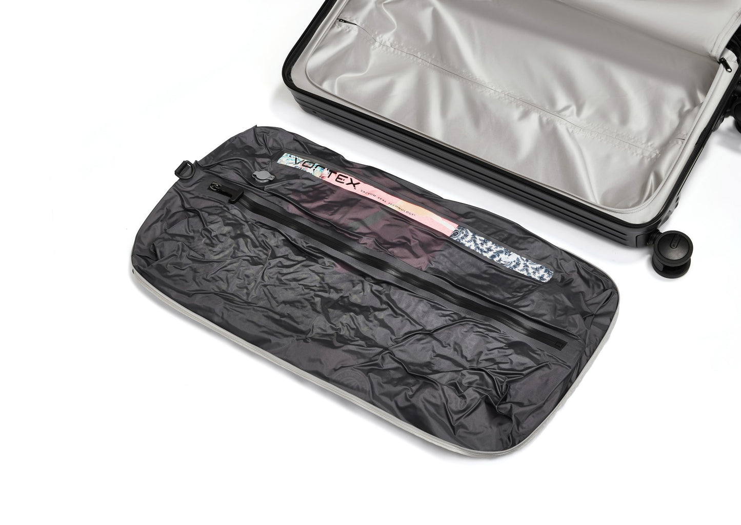 Black Voyage 28" AirTrunk Pro 120L Vacuum-Seal Suitcase