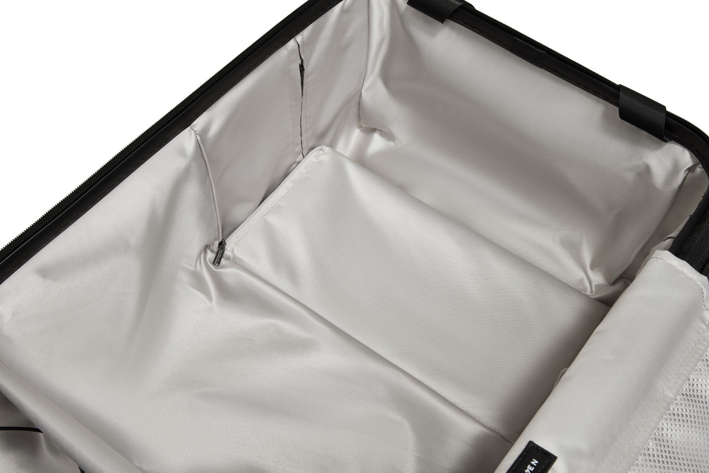 Black Voyage 28" AirTrunk Pro 120L Vacuum-Seal Suitcase