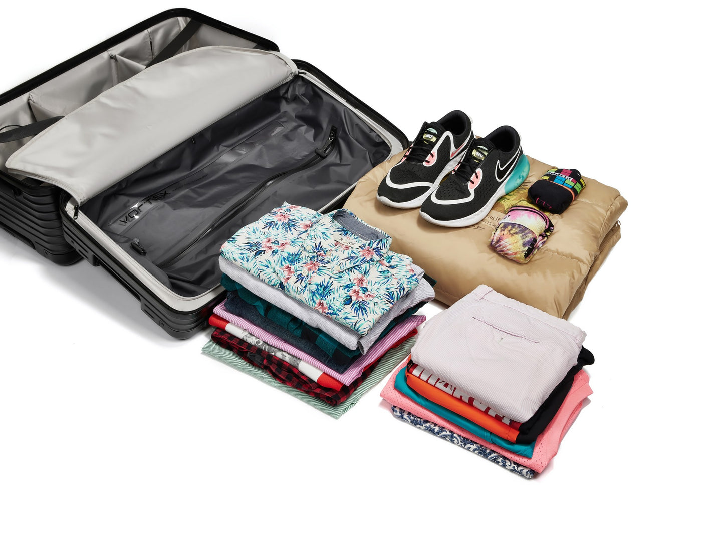 Black Voyage 28" AirTrunk Pro 120L Vacuum-Seal Suitcase