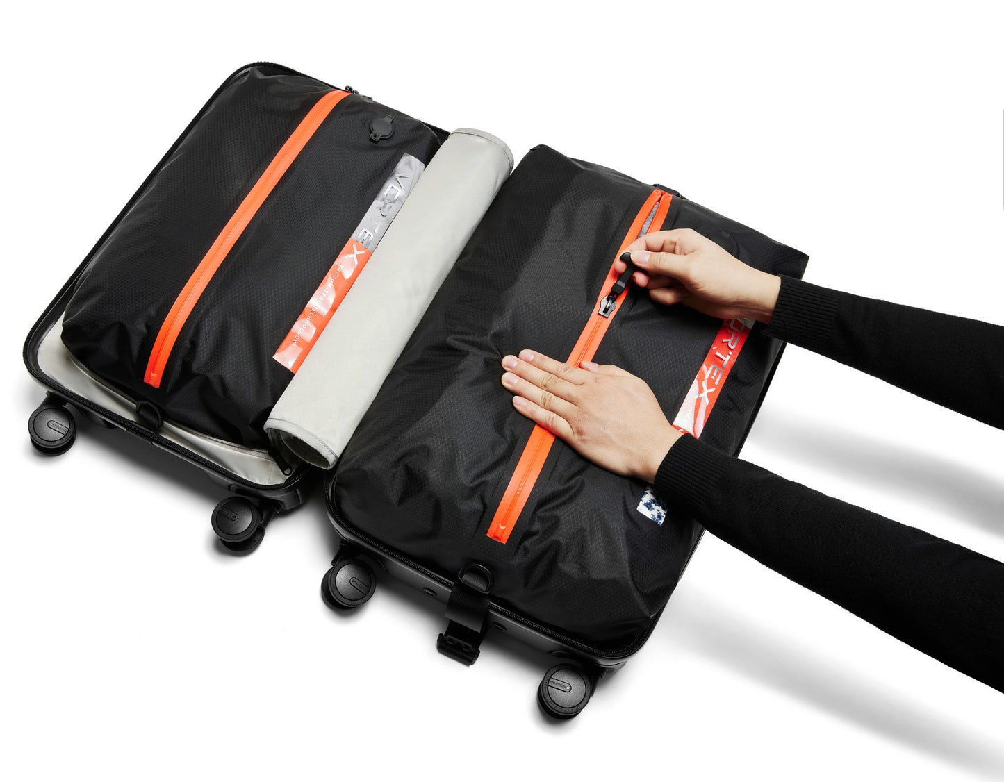 Black Voyage AirCabin Pro Vortex Carry On Suitcase